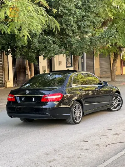 Mercedes E 2011 2 CHLEF