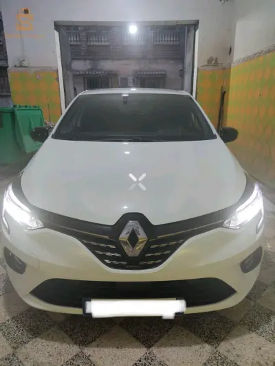 Renault Clio 5 2024 16 ALGER