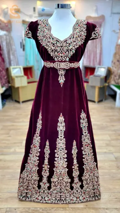 قندورة عنابية حرة