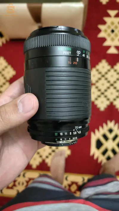 objectif Nikon 70-210