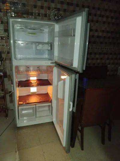 ثلاجة