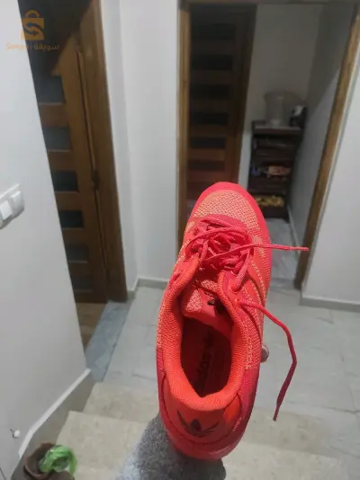 حذاء adidas