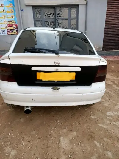Opel Astra 2000 20 SAIDA