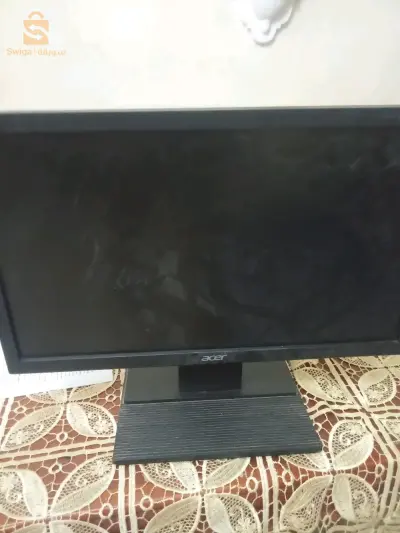 شاشة حاسوب