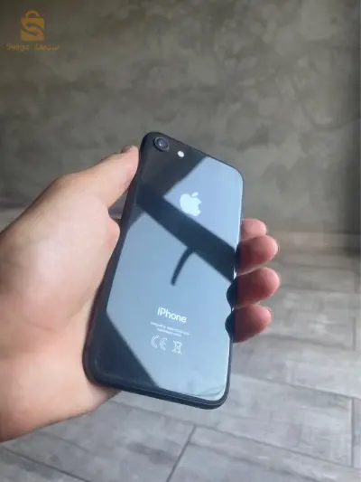 iPhone 8