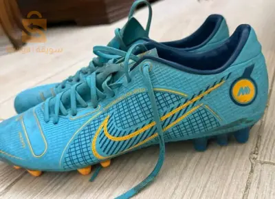 soulier 42 nike