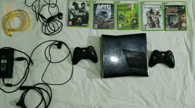 0670684601
Xbox 360 250 gb