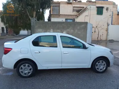 Renault SYMBOL 2014 4 OUM EL BOUAGHI