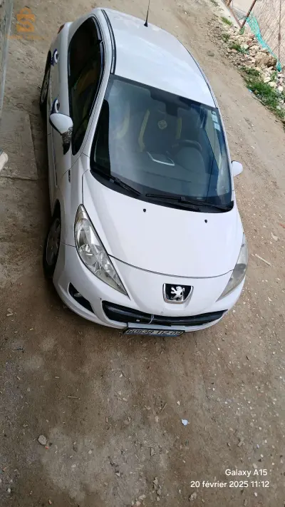 Peugeot 207 2012 9 BLIDA