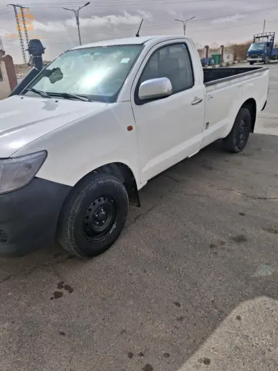 Toyota Hilux 2015 1  ADRAR