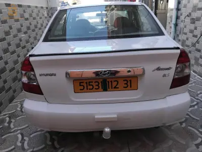 Hyundai Accent 2012 34 BORDJ BOU ARRERIDJ