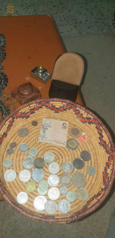 للبيع
