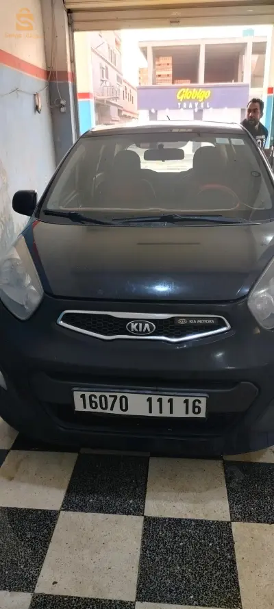 كيا Picanto 2011 39 الوادي