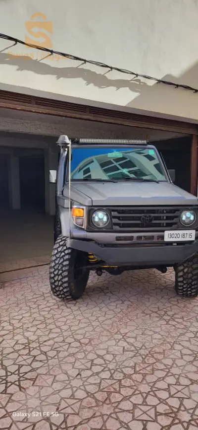 تويوتا Land Cruiser 1987 15 تيزيوزو