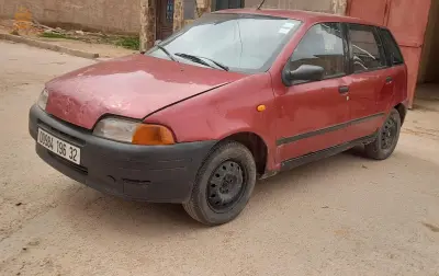 فيات 1996 32 البيض