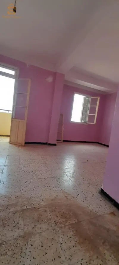 شقة للبيع