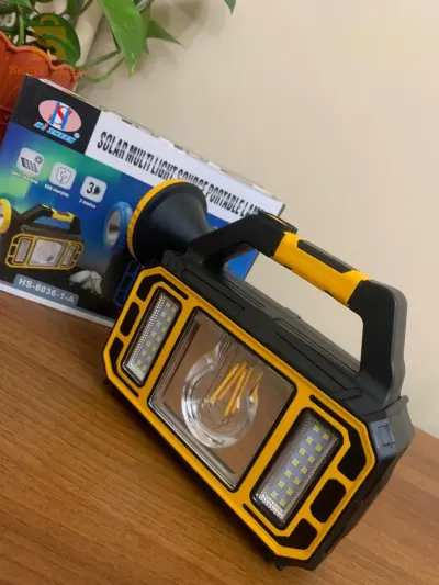 Lampe Solaire Portable Multifonctionnelle