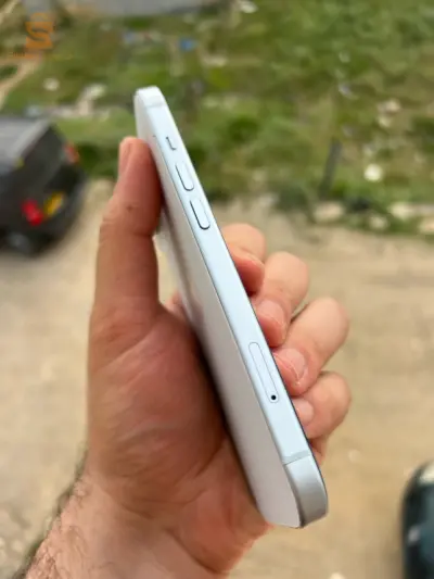 iPhone 15 CE 128/94%