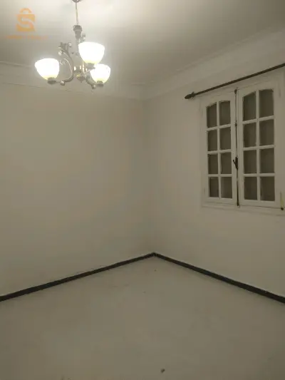 grand F2 à louer