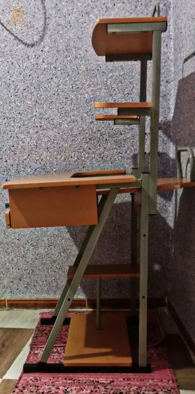 طاولة كمبيوتر