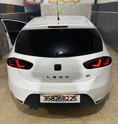 Seat Leon 2012 43 MILA