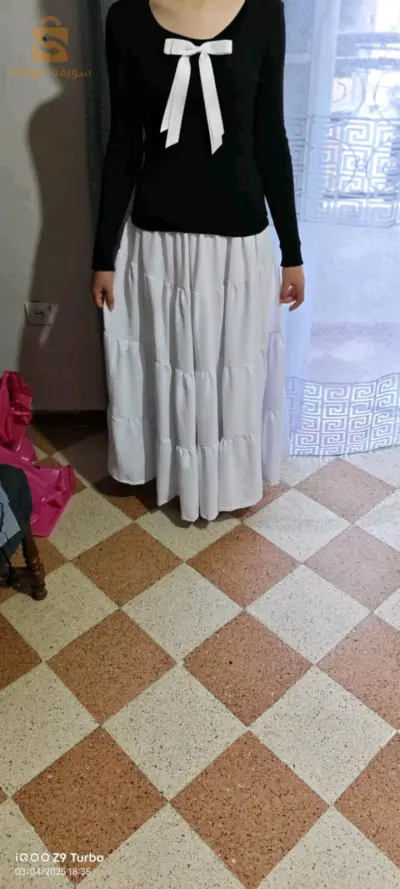 ملابس جميلة