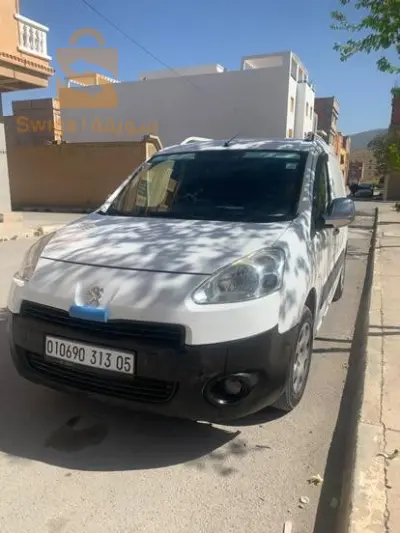 Peugeot Partner Tepee 2013 5 BATNA
