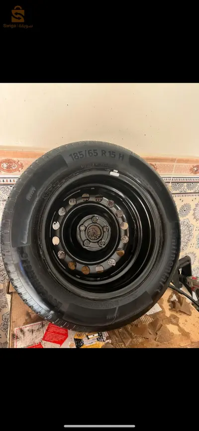 les roues de voiture Toyota yaris