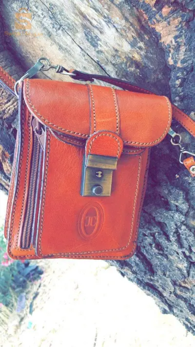 sacoche cuir