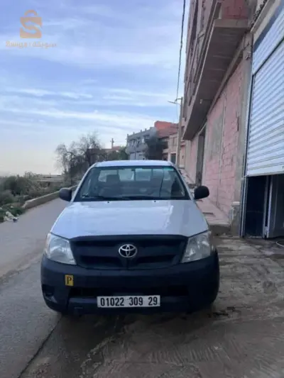 تويوتا Hilux 2009 29 معسكر