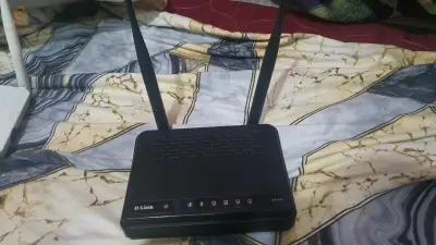 Point d'accès Wi-Fi N300 - Open Source Linux
روتار