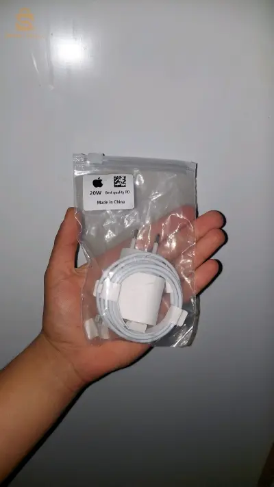 Chargeur iphone 20w