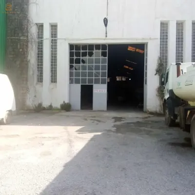 location hangar