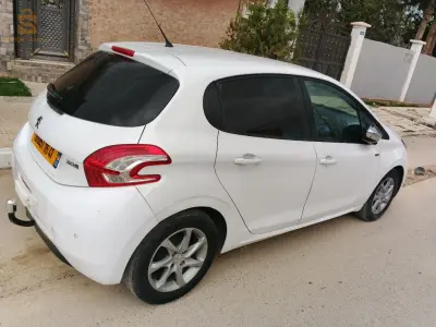 بيجو 208 2015 41 سوق اهراس