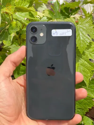 iPhone 11