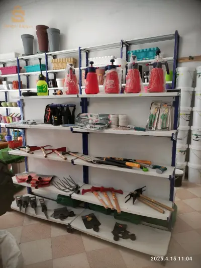 بيع معدات محل فلاحة