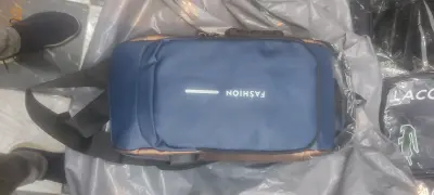 حقيبة يد و كتف رجالية علامة fashion للرجال