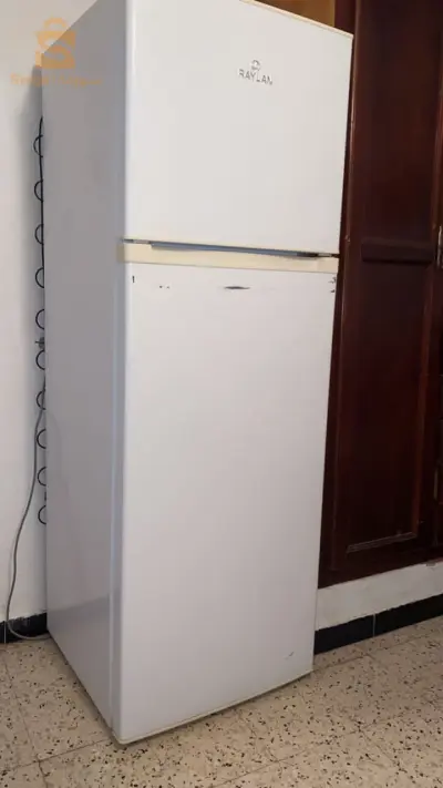 ثلاجة