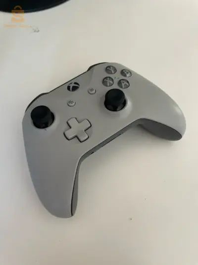 xbox one s 
500g