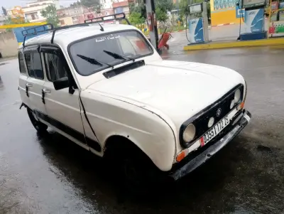 رينو R 4 1972 25 قسنطينة