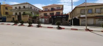 منير