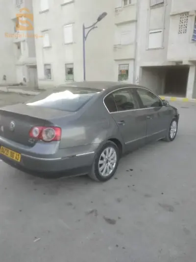 Volkswagen Passat 2006 4 OUM EL BOUAGHI