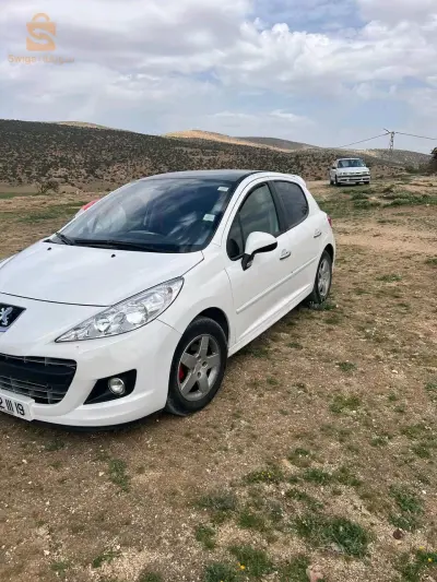 Peugeot 207 2011 5 BATNA