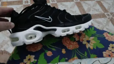 Footwear 