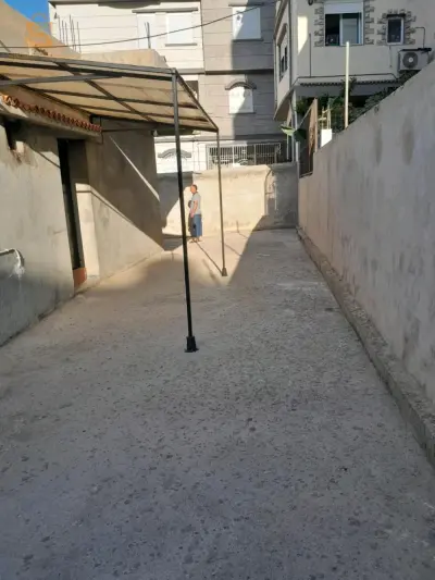 للبيع فلل سكنية عدد الغرف 18 جيجل