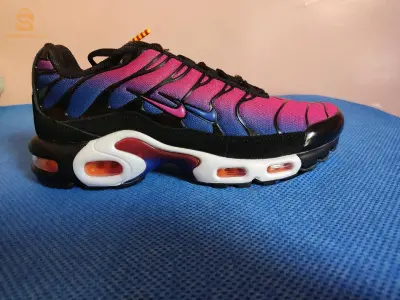 Footwear 