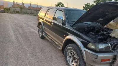 ميتسوبيشي Pajero 1999 6 بجاية