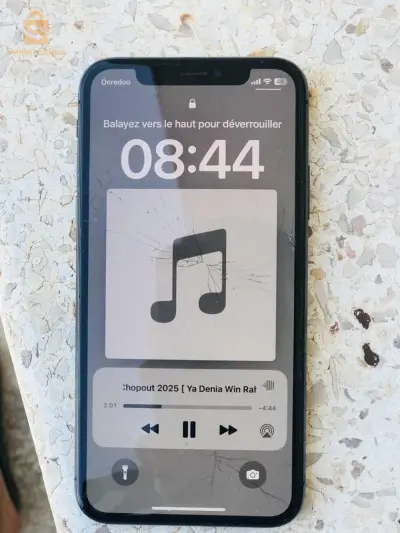 ايفون X للبيع