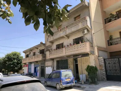 للبيع فلل سكنية عدد الغرف0000 43 ميلة