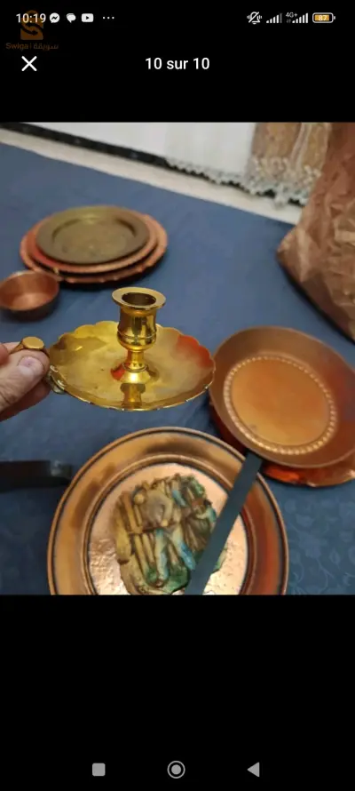 تحف حديثة 